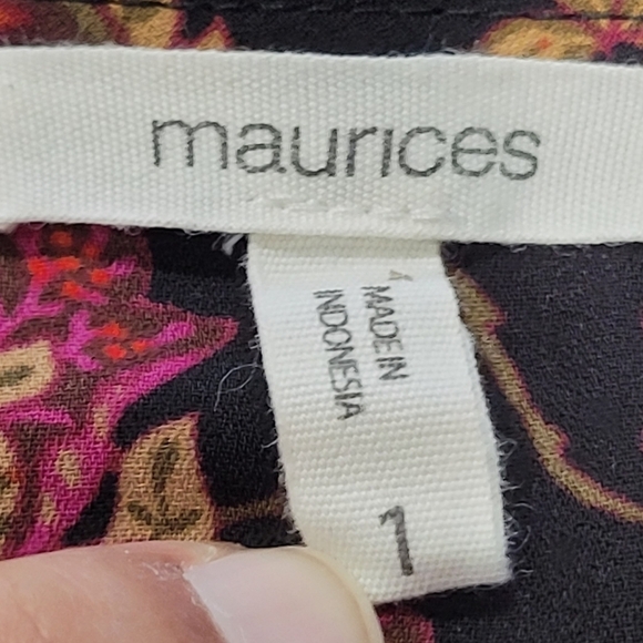 Maurices 1X Floral Long Sleeve Tunic - Picture 7 of 7